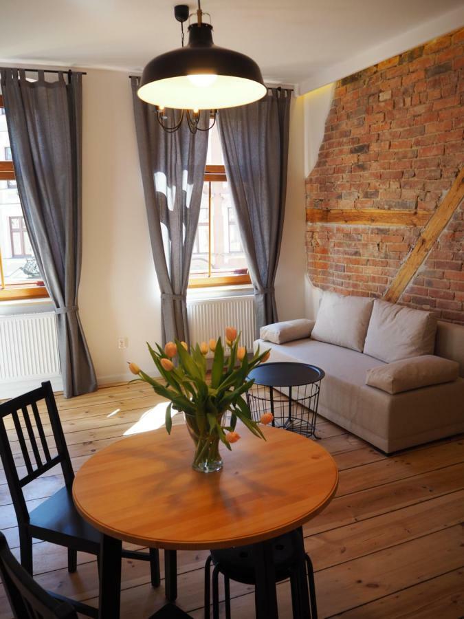 Apartament Z Widokiem W Centrum Starego Miasta Torun Ngoại thất bức ảnh