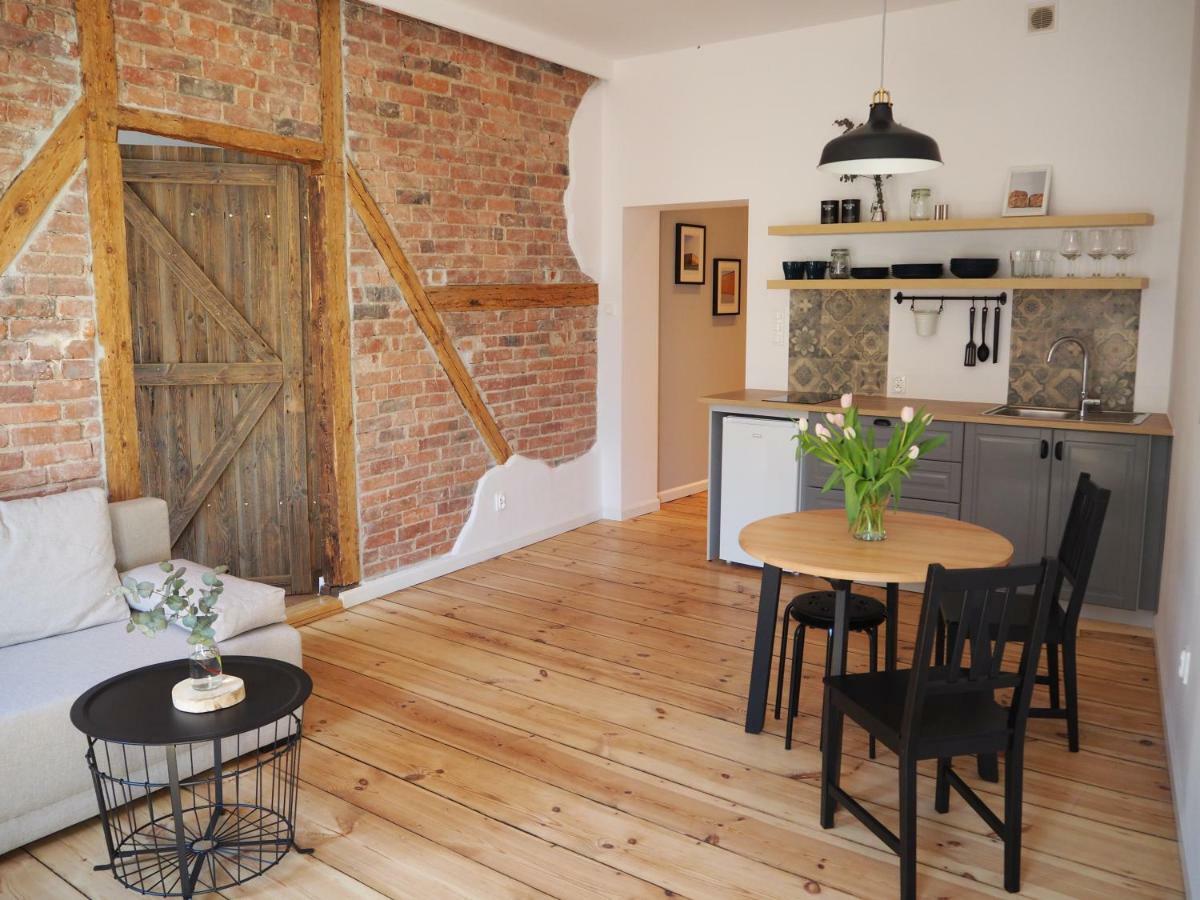 Apartament Z Widokiem W Centrum Starego Miasta Torun Ngoại thất bức ảnh